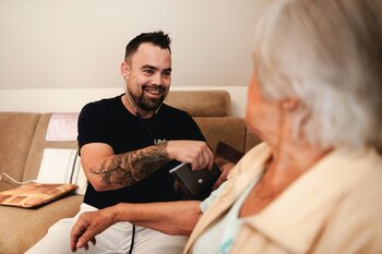 Betreuung und Pflege